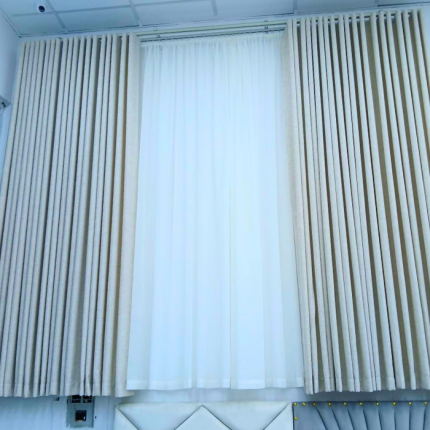 Exquisite Layered Curtains: The Perfect Blend of Light & Privacy